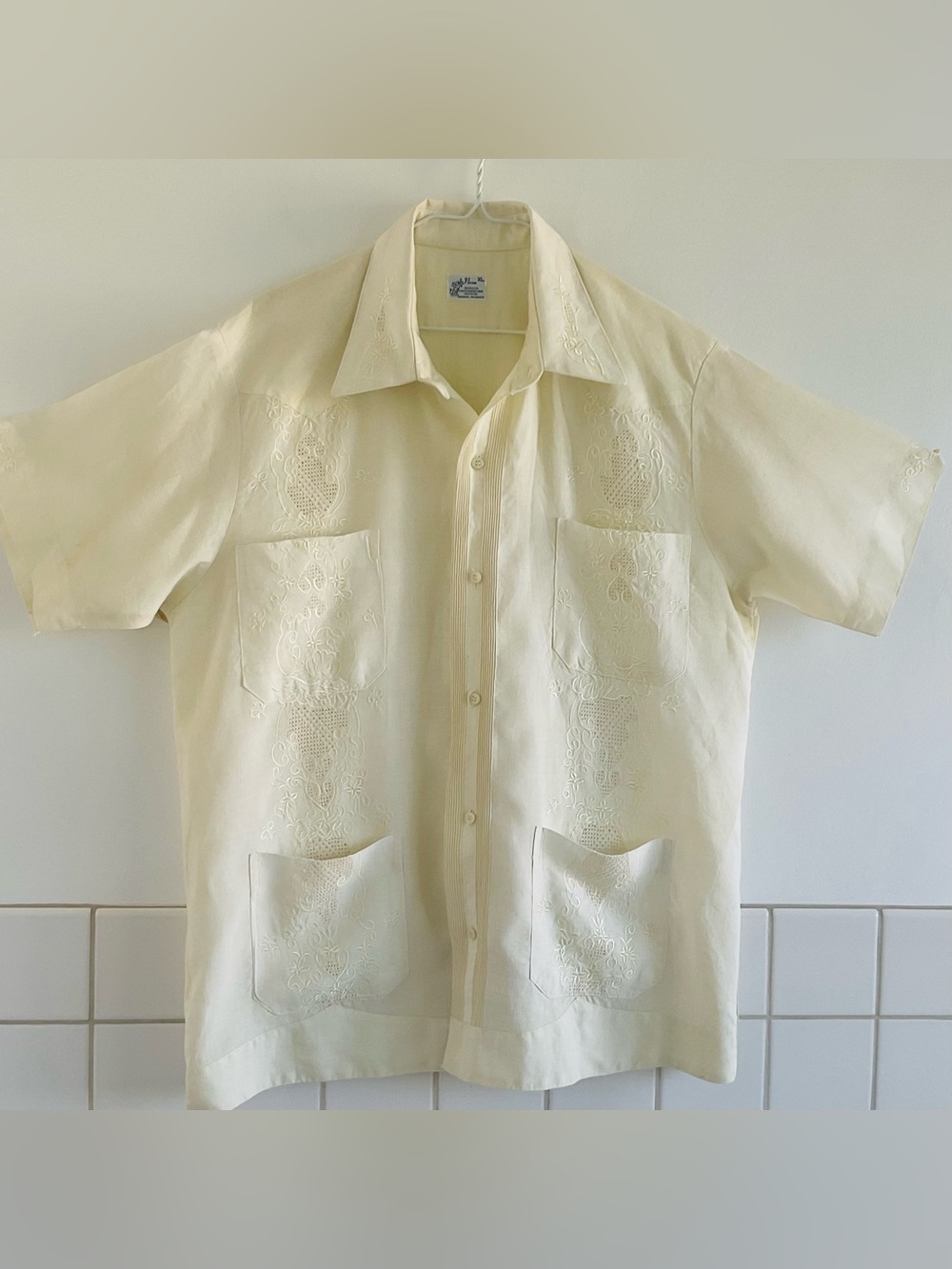NaNa Yellow Embroidered Short-Sleeve Guayaberra Button-Down Sz: XL